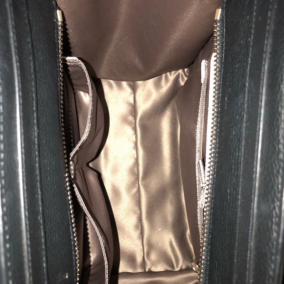 Like New Henri Bendel Black Bag - Picture 4 of 4