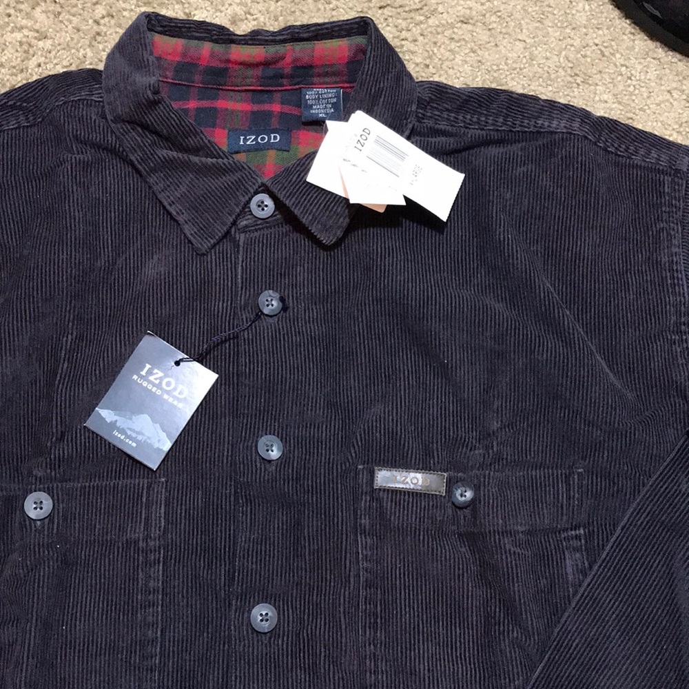 Izod black red green LS button up shirt