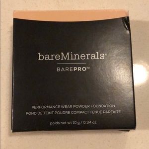 Bare Minerals BarePro Performance PwDR Foundation