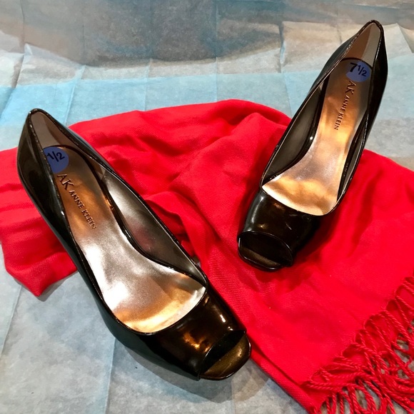 NEW Anne Klein Faux Patent Leather, Open Toe Pumps - Picture 2 of 6
