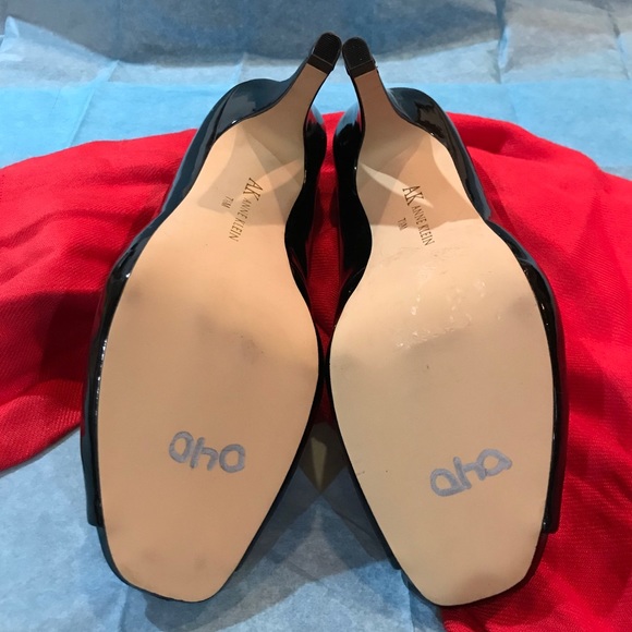 NEW Anne Klein Faux Patent Leather, Open Toe Pumps - Picture 4 of 6
