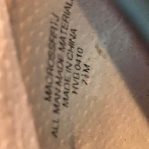 NEW Anne Klein Faux Patent Leather, Open Toe Pumps - Picture 5 of 6