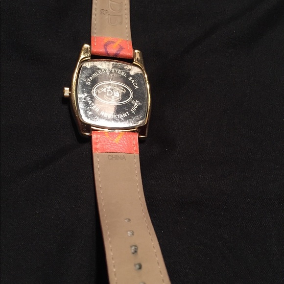 Watch - Picture 3 of 3