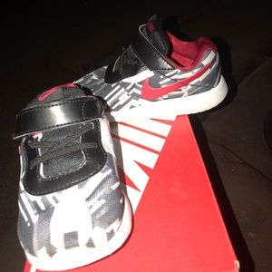 Toddler Nike’s