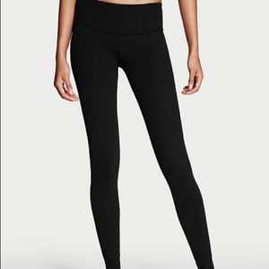 VS knockout leggings
