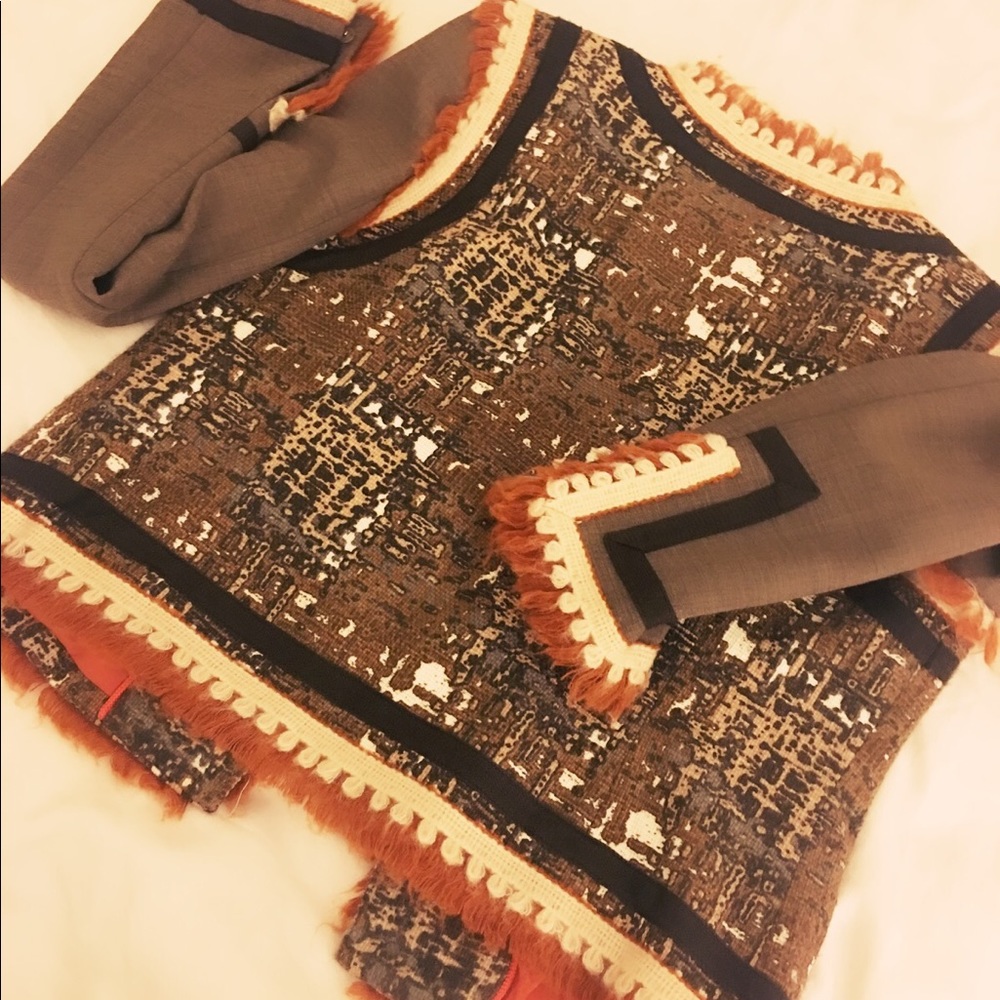 💯% Authentic Tory Burch Jacket - Picture 3 of 4