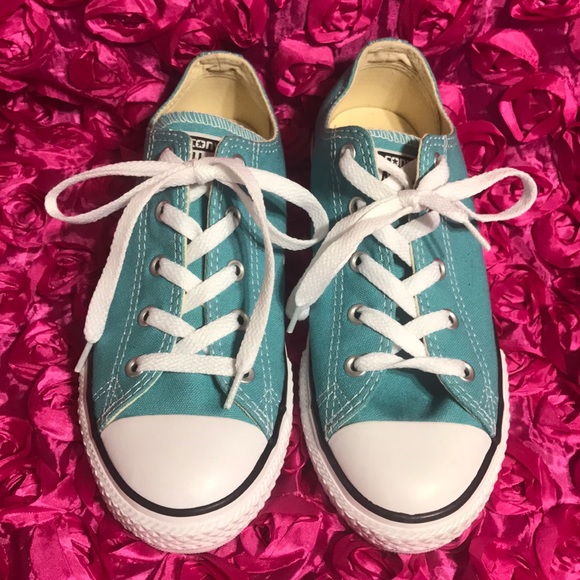 Converse all star ⭐️ sneakers - Picture 3 of 6