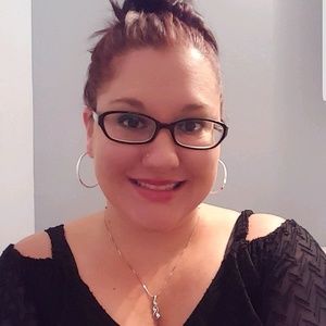 Meet your Posher, Kristin