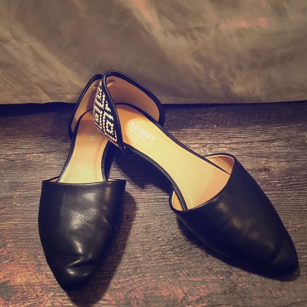 Black and Aztec print flats.