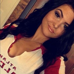 Meet your Posher, Destiny