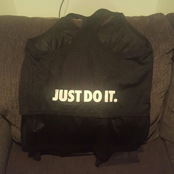 Nike Tank - Picture 2 of 3