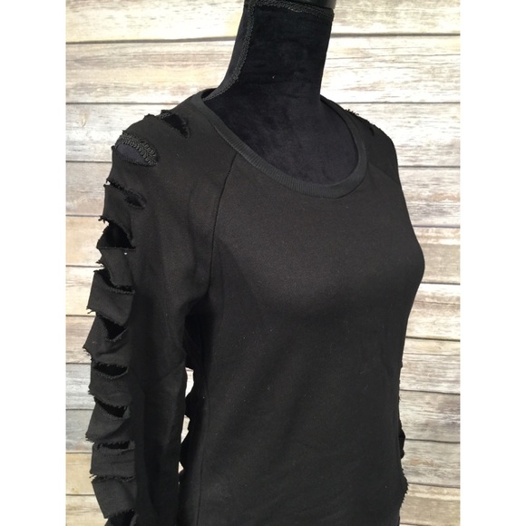 Cut Out Round Neck Long Sleeve Top - Picture 3 of 8
