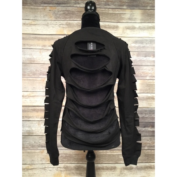 Cut Out Round Neck Long Sleeve Top - Picture 5 of 8