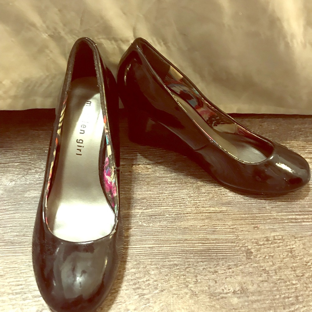 Black heals