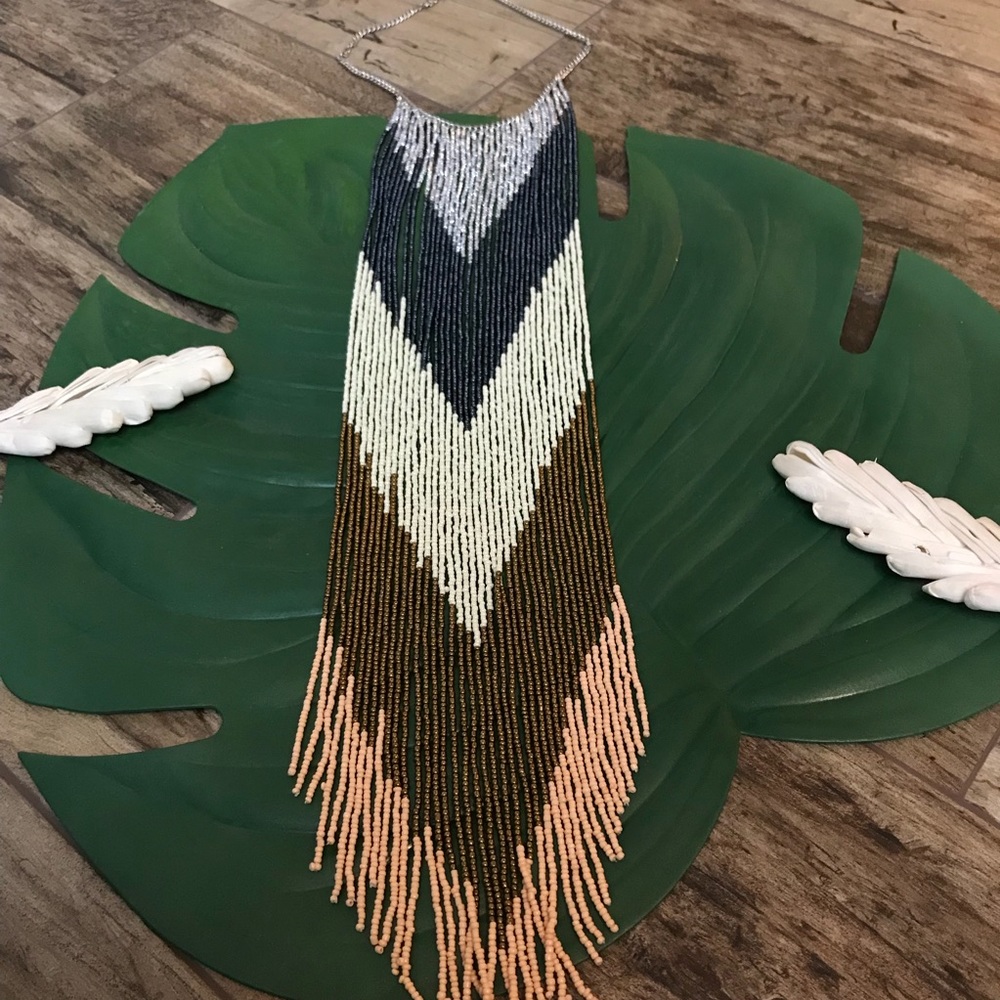 [Anthropologie] Beaded statement necklace