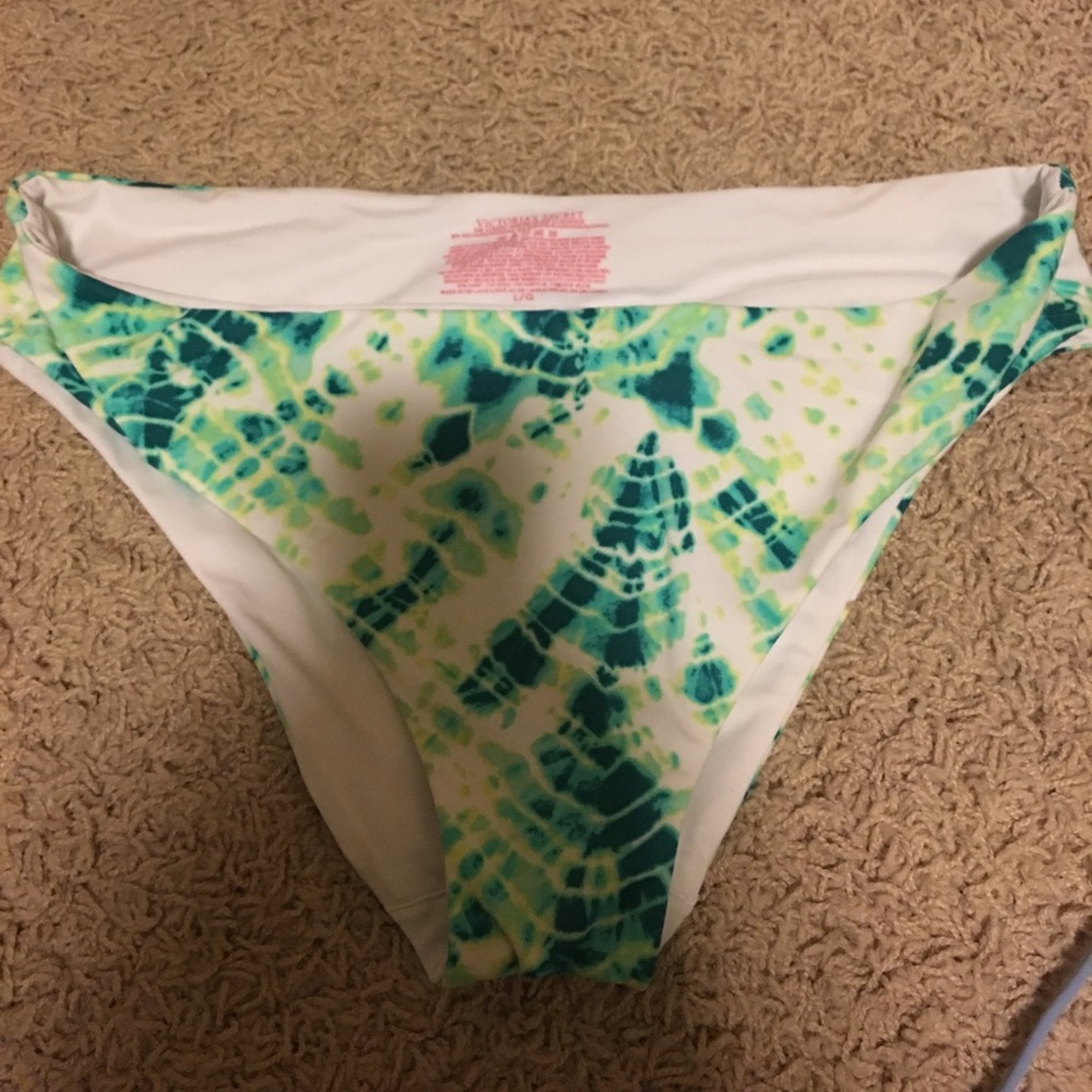 Victoria’s Secret NWOT