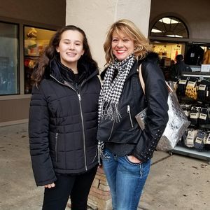 Meet your Posher, Angela