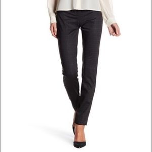 Amanda & Chelsea Slim fit work pant