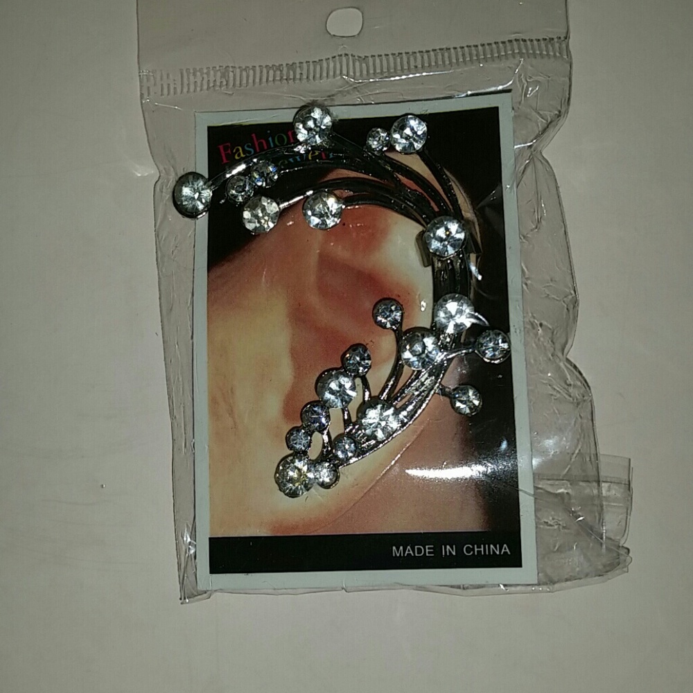 Statement Flare Earring - Picture 2 of 4