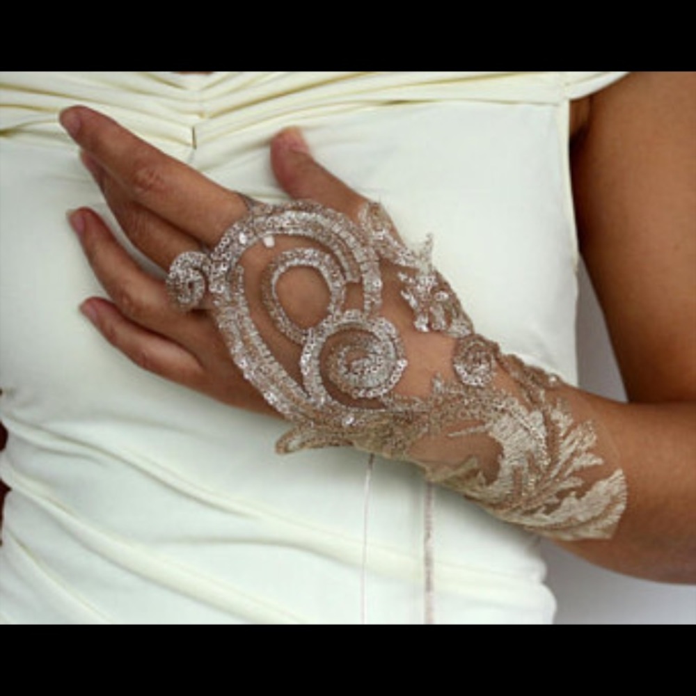 Rose gold handlet