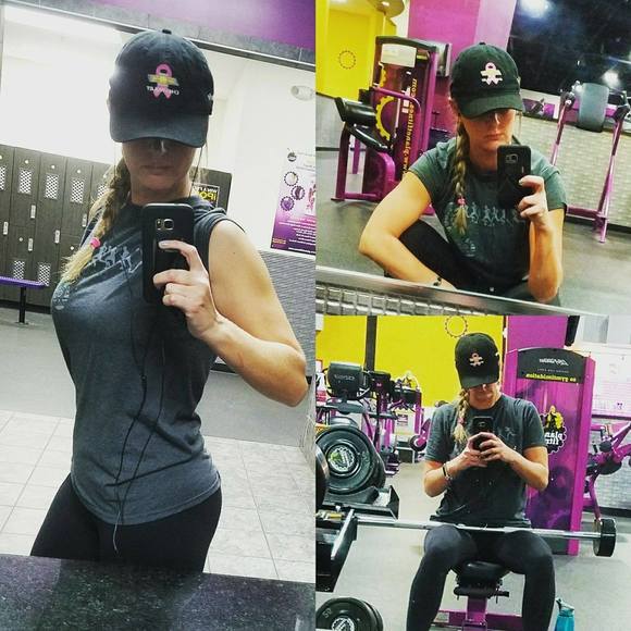 Meet your Posher, Natalie - Picture 2 of 2