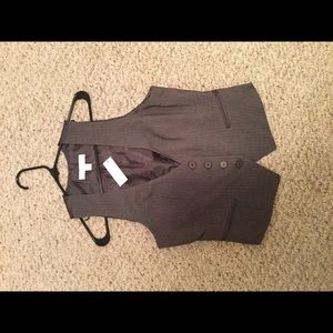 NWT Grey Pinstriped Vest NY &Co. Sz 8