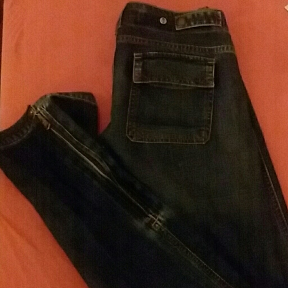 Express - Picture 3 of 3