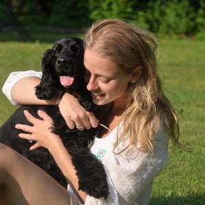 Meet your Posher, Leigh