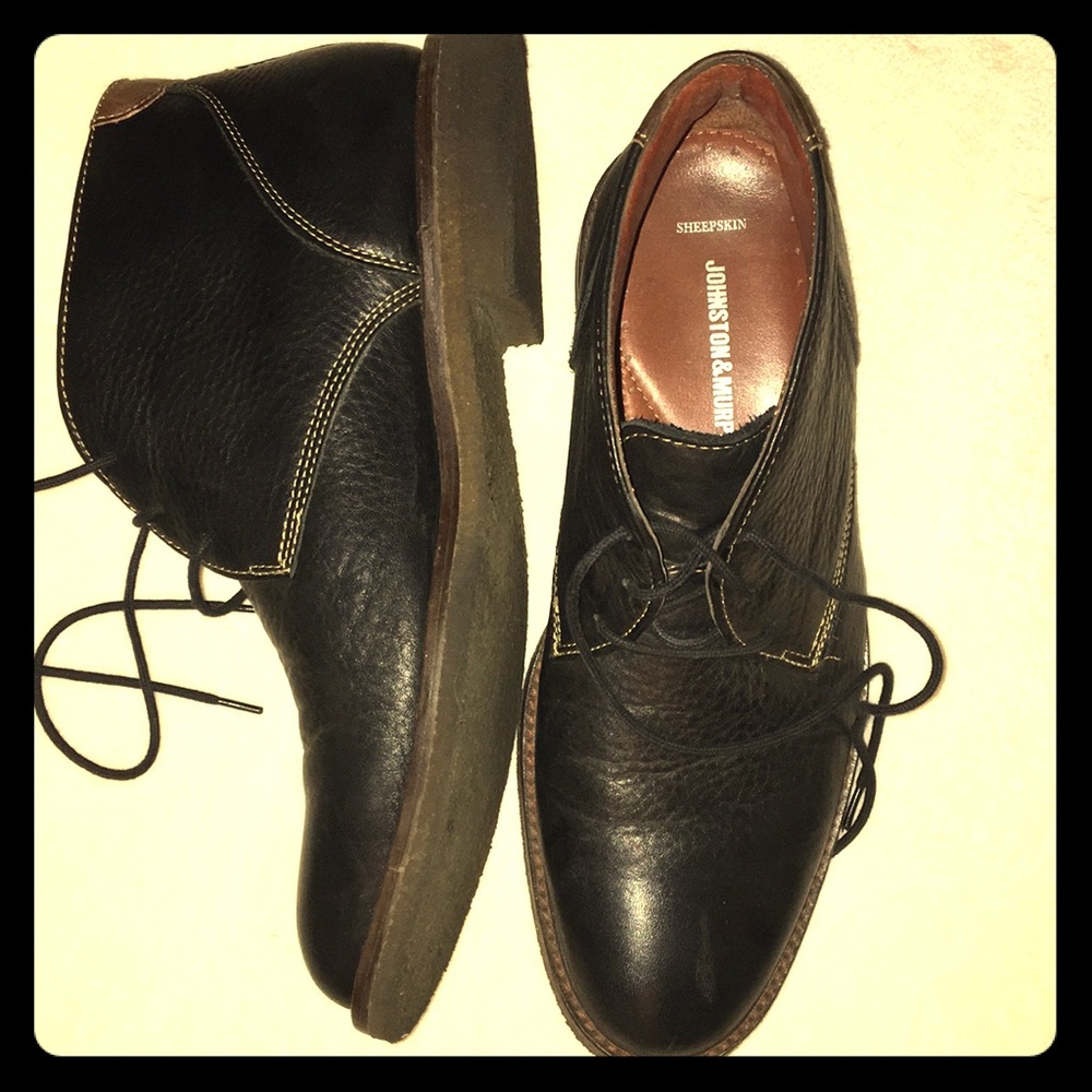 Johnston & Murphy Sheepskin ankle boots