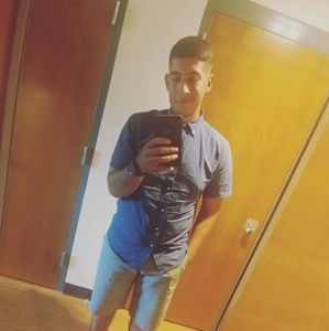 Meet your Posher, Jonathan