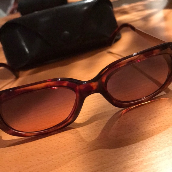 Fendi Sunglasses - Picture 1 of 3