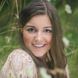 Meet your Posher, Elizabeth