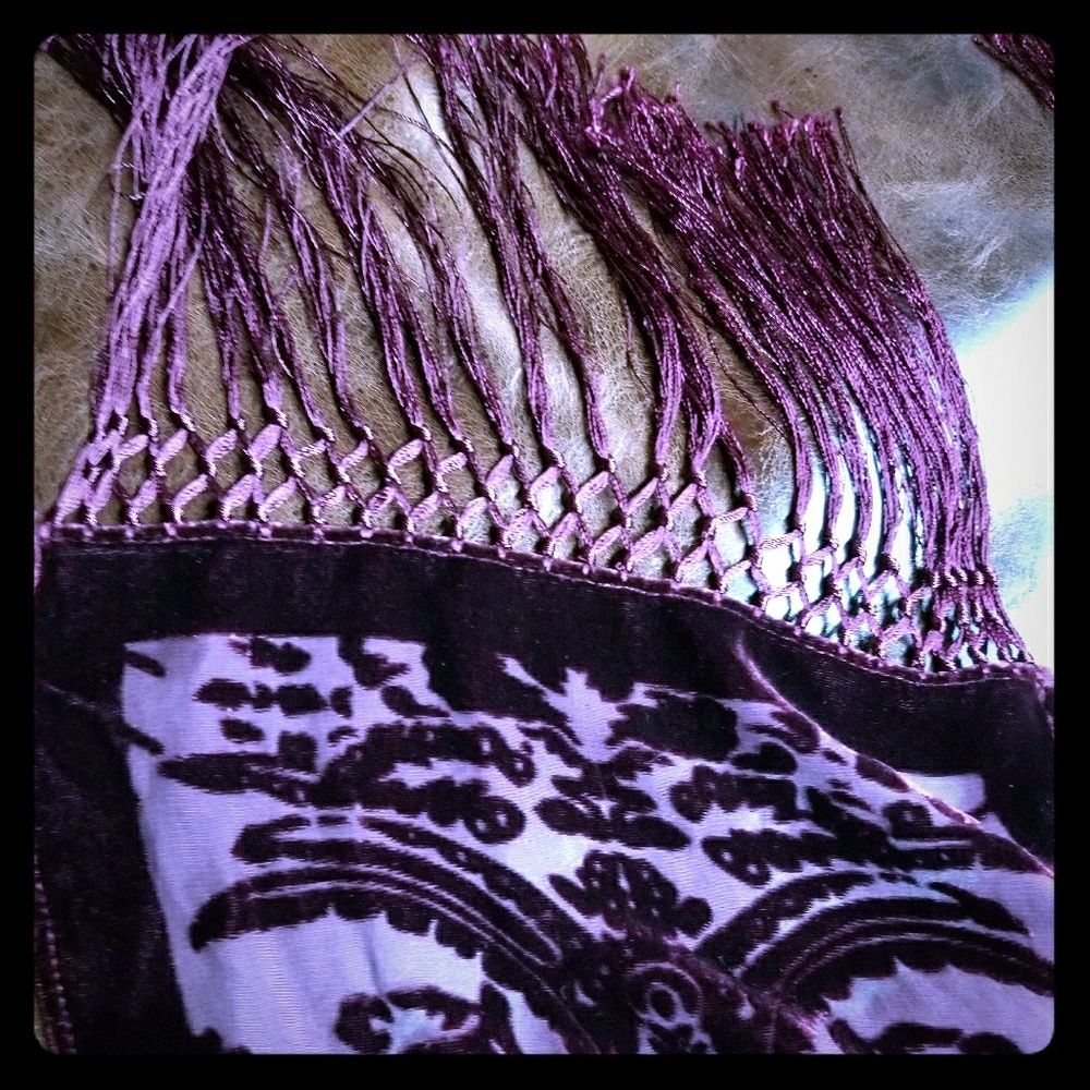 Fringe scarf