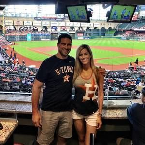 Meet your Posher, Dana