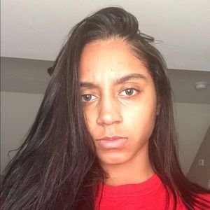 Meet your Posher, Jaeline