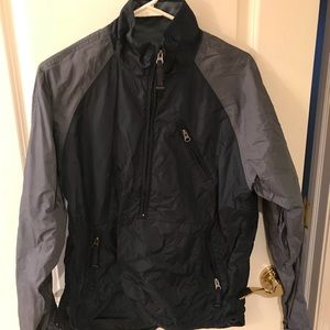 Men’s windbreaker