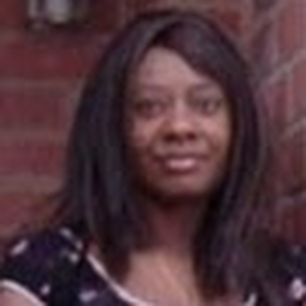 Meet your Posher, Edwina