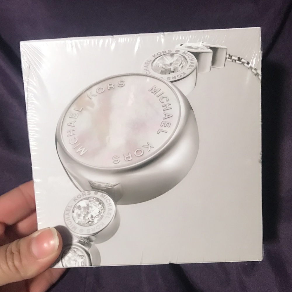 Michael Kors activity tracker