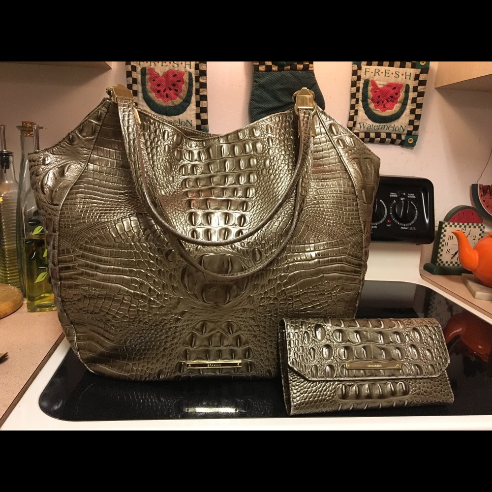 BRAHMIN tote w/ Wallet