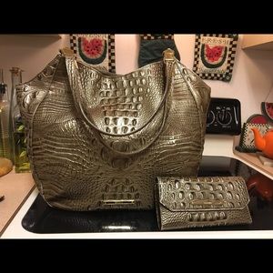 BRAHMIN tote w/ Wallet