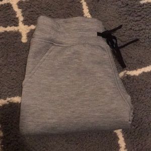 32 heat size small sweatpants!