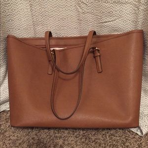 Micheal Khors bag VERY VERY lightly used