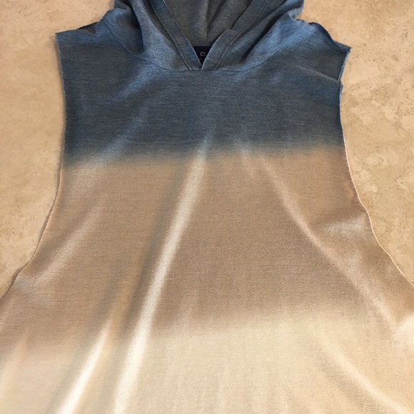 Dip Dyed Sleeveless Hoodie Top - Picture 3 of 4