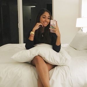 Meet your Posher, Valentina