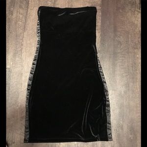 TOMMY HILFIGER VELVET TUXEDO STYLE Dress