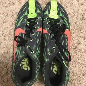 Distance track shoes