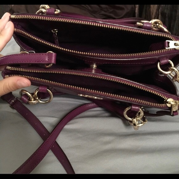 Satchel Coach Wallet - Picture 4 of 4