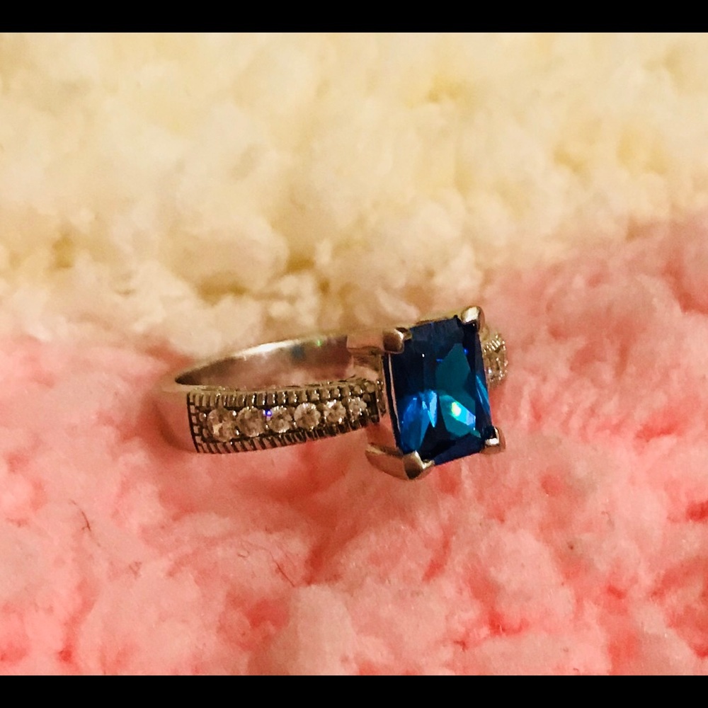 Sapphire silver ring
