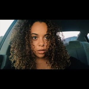 Meet your Posher, Veronica