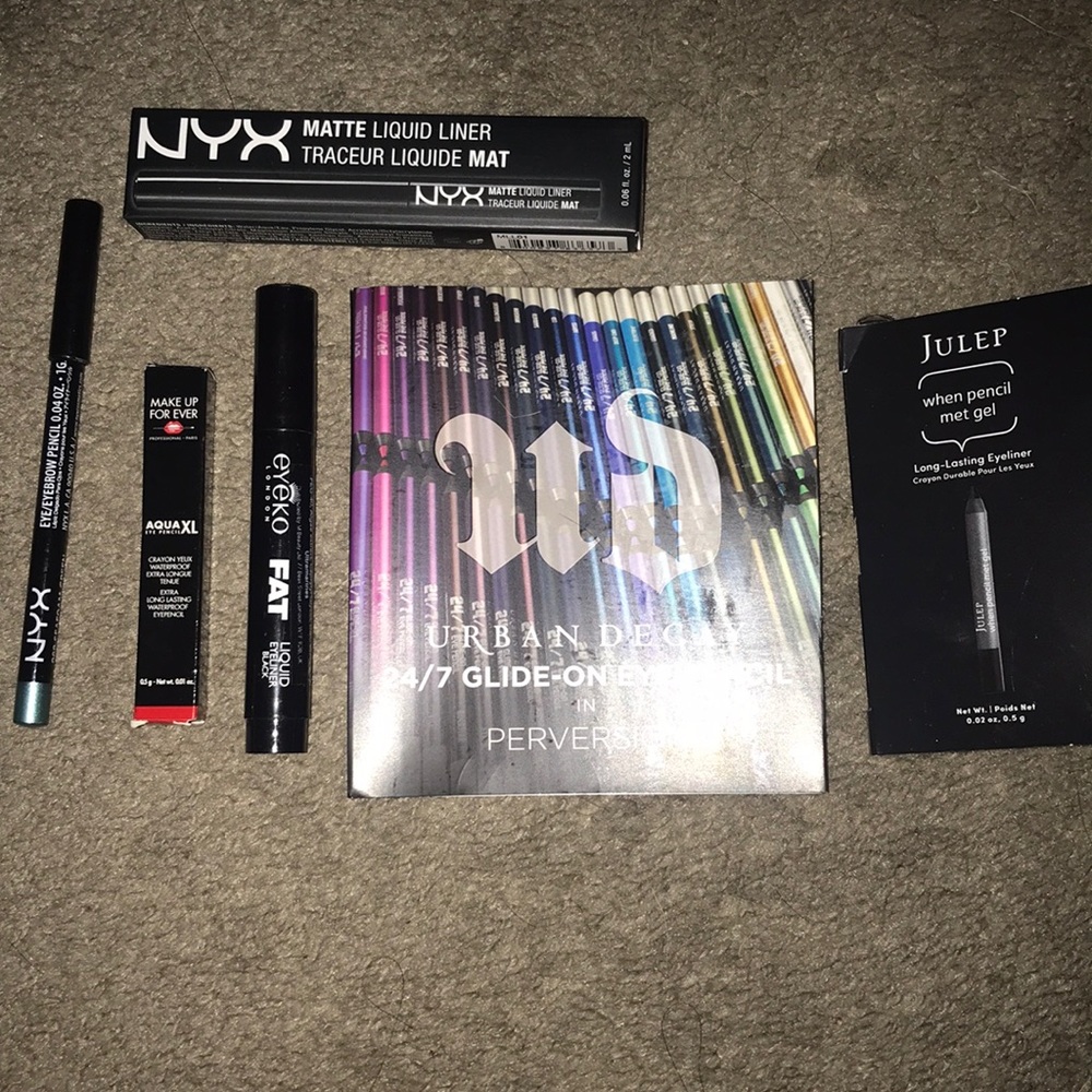 Eyeliner bundle! New!